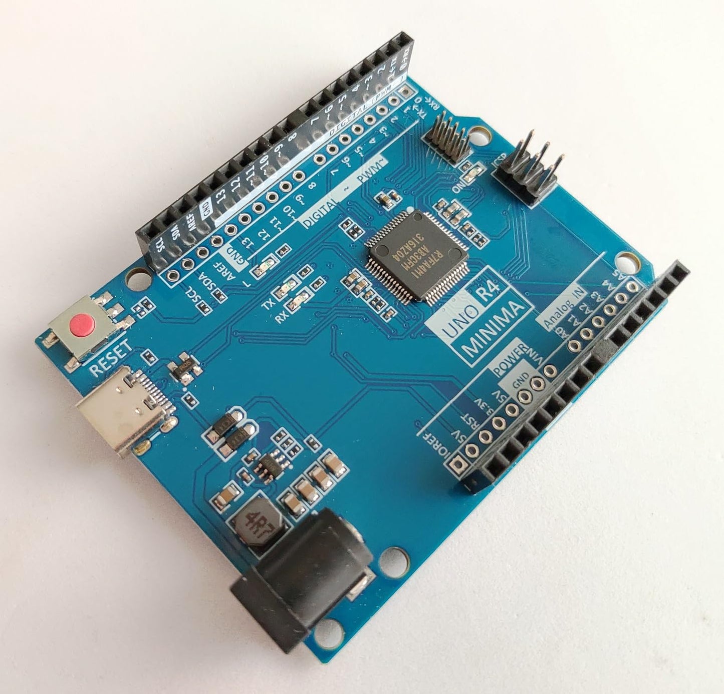 UNO R4 MINIMA 互換開発ボード(Type-C)