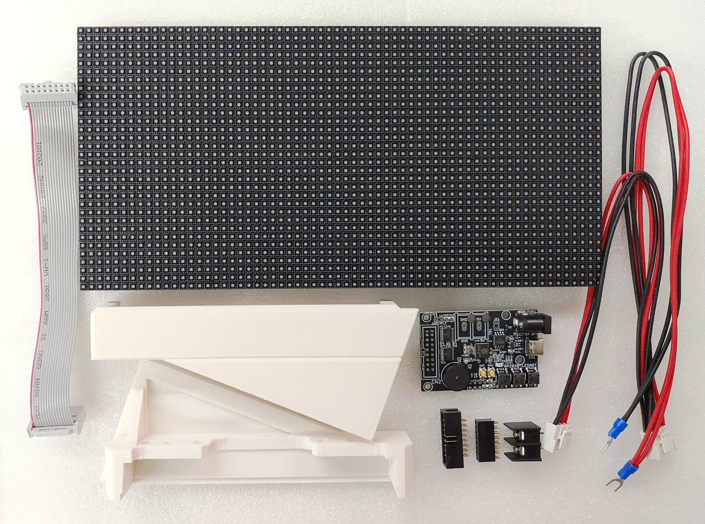 P4 RP2040 デスクトップデジタルサイネージ コンストラクションキット (P4 64x32 LEDパネル, RP2040-LEDART コントローラ, LEDパネルスタンド, ACアダプタ セット)