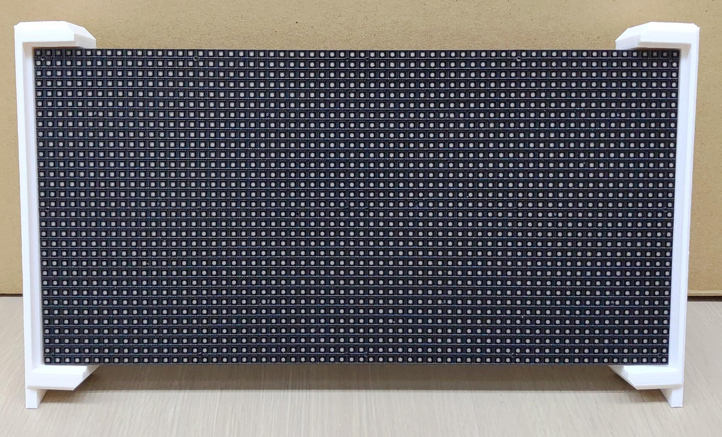 P5 屋内用 RGB LEDマトリックスパネル 64X32ピクセル 320mmx160mm, ABS樹脂製白色スタンドセット