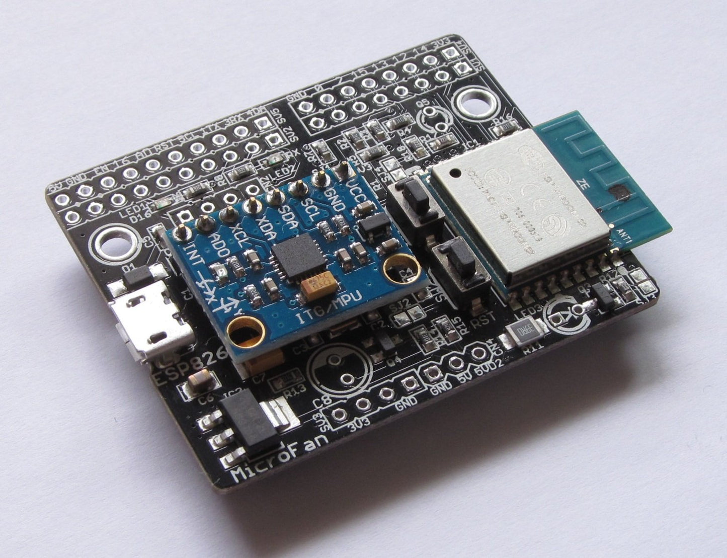 ESP8266-LEAF-R5 (ESP-WROOM-02 開発ボード) USBインターフェース付き 技適取得済
